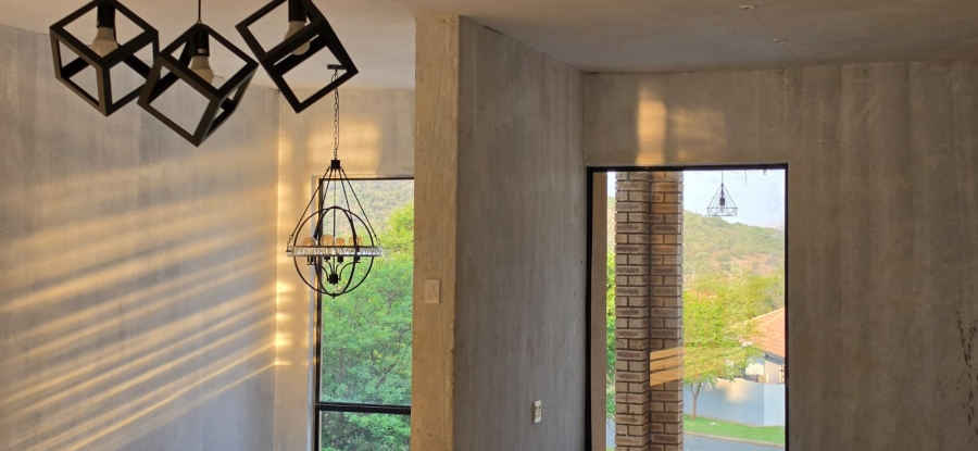 6 Bedroom Property for Sale in Buffelspoort Eco Estate North West